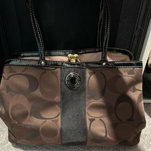 Authentic Coach Shoulder bag